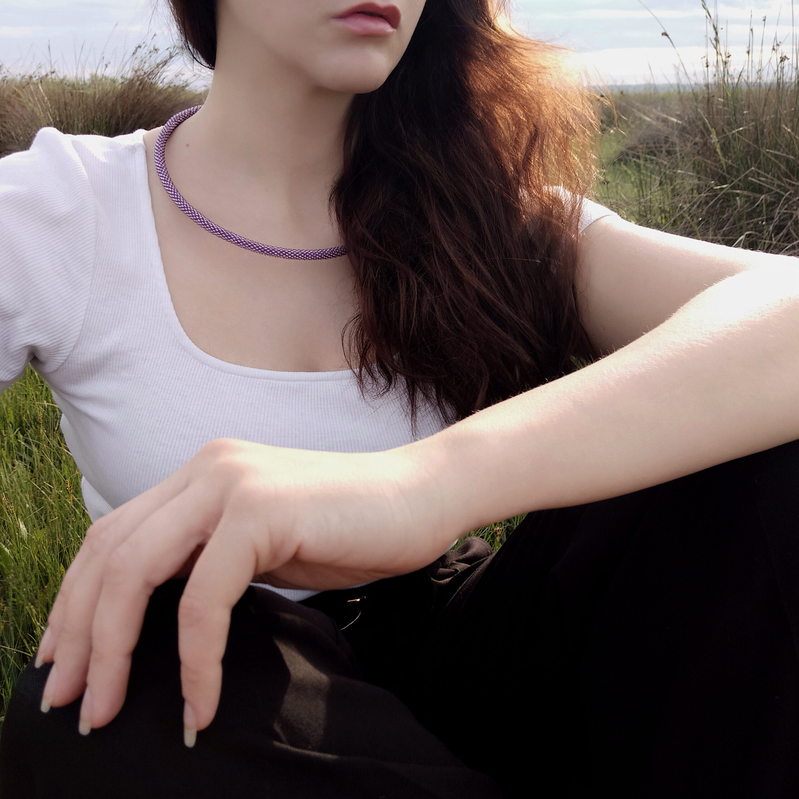 Violet Thin Necklace Purple Memory Wire Choker Seed Beaded Lillac Necklace Elegant Amethyst Choker Crochet Lavender Rope Delicate Neck Piece