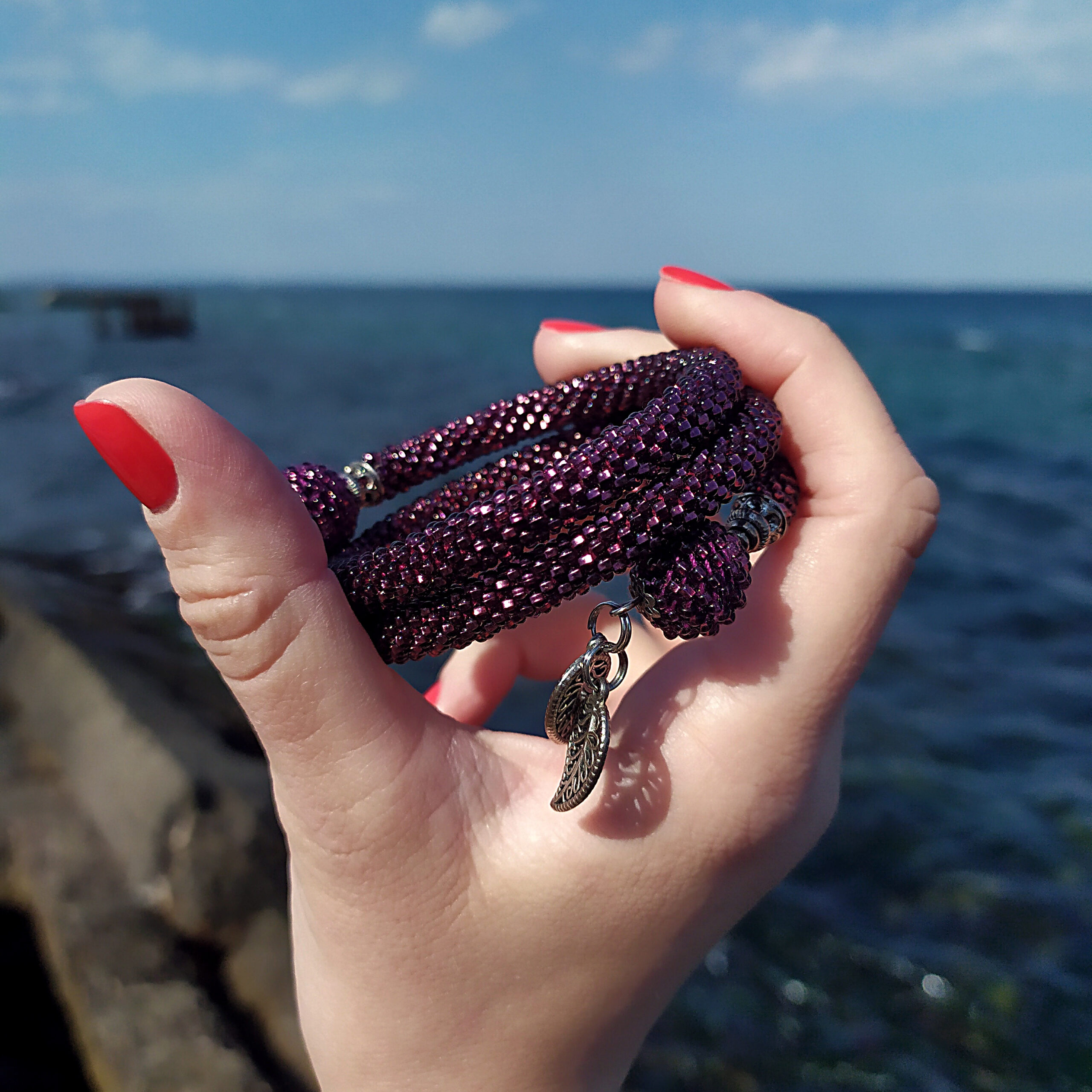 Burgundy 3 Wrap Seed Bead Braselet on Memory Wire - Image 3