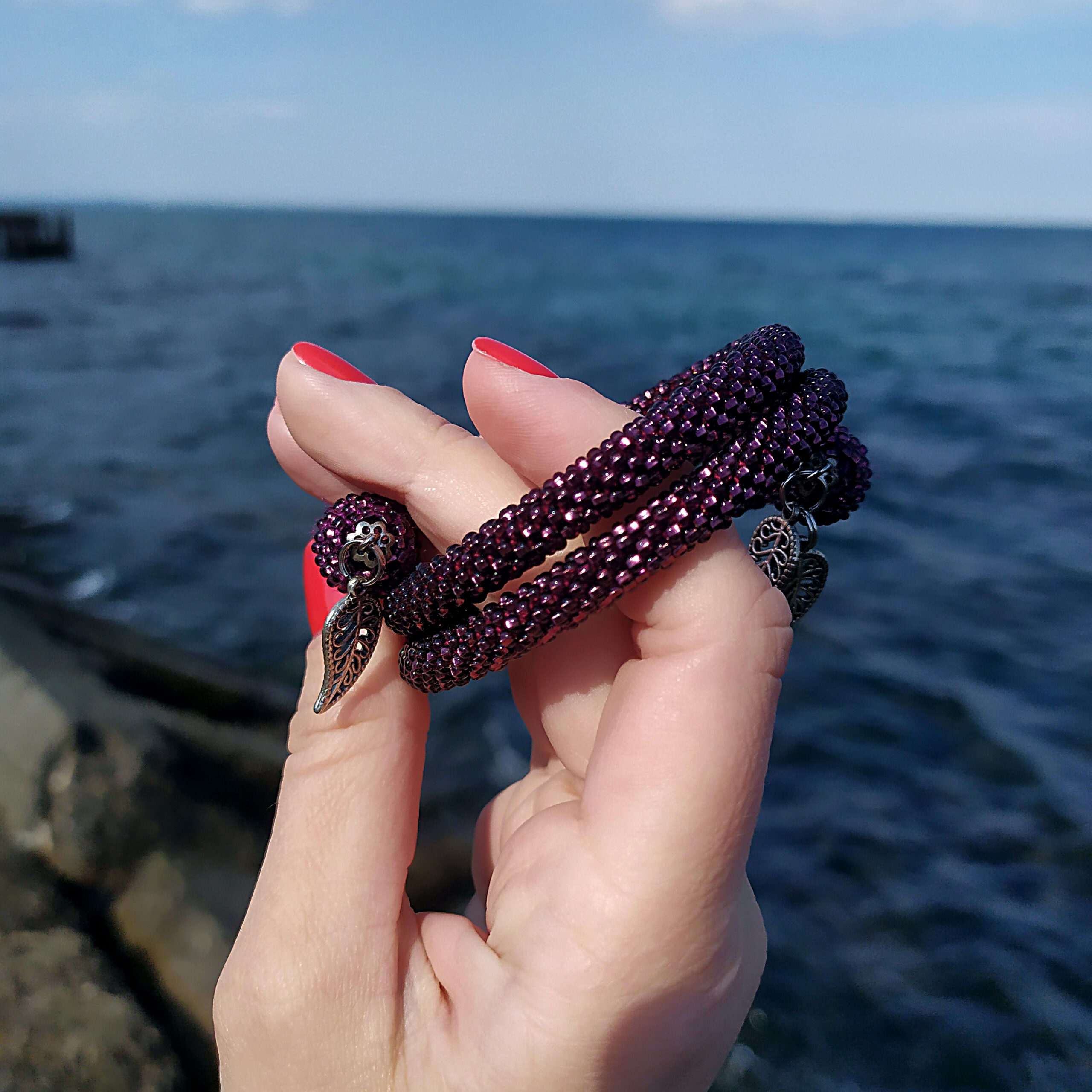 Burgundy 3 Wrap Seed Bead Braselet on Memory Wire - Image 4