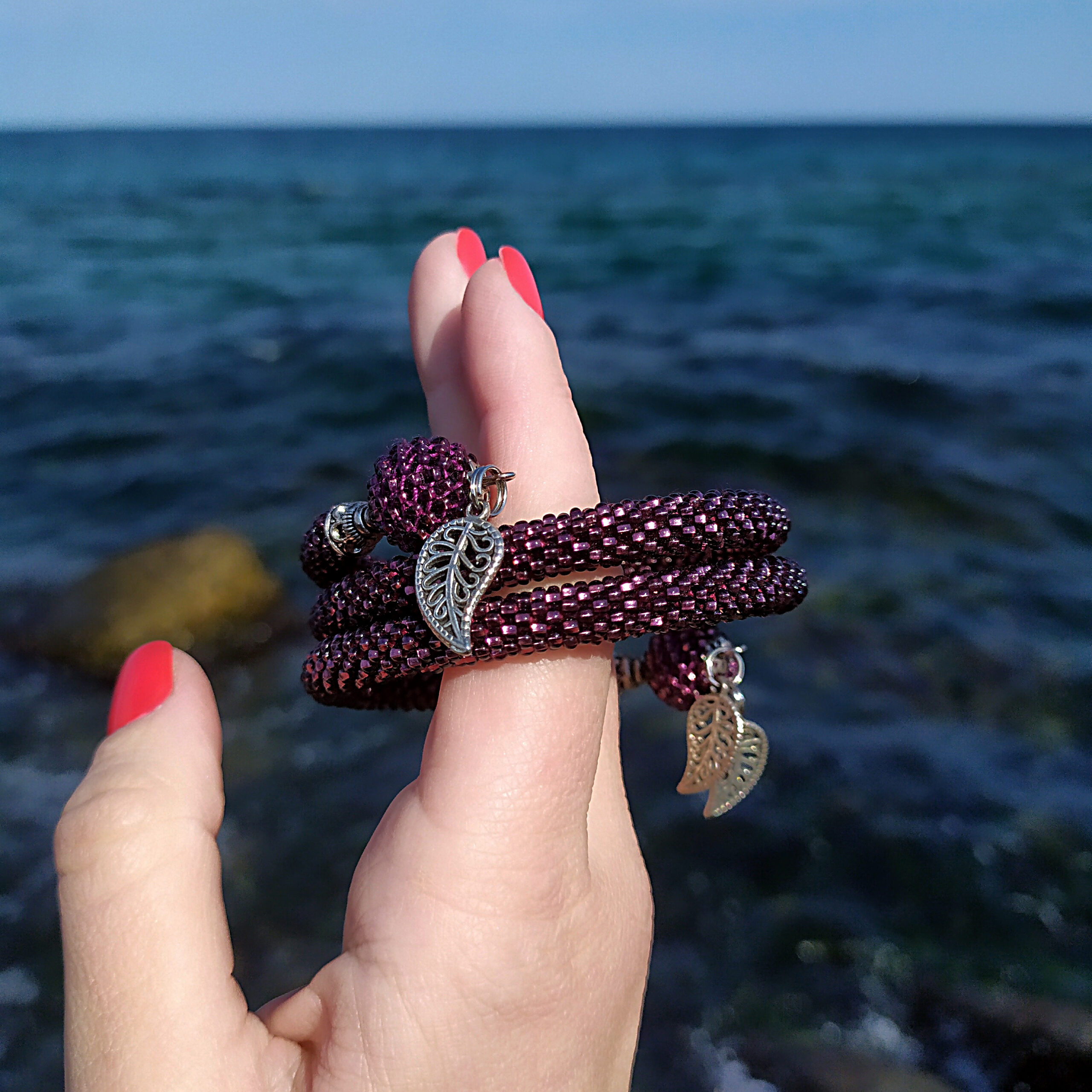 Burgundy 3 Wrap Seed Bead Braselet on Memory Wire - Image 6